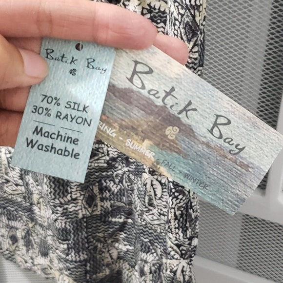 BATK BAY- BEACH SHORT SLEEVE SHIRT SMALL - Picture 4 of 5